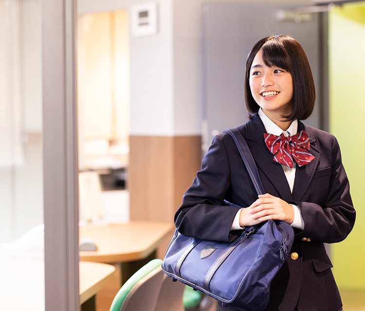 大学受験で現役合格をめざす皆さまへ